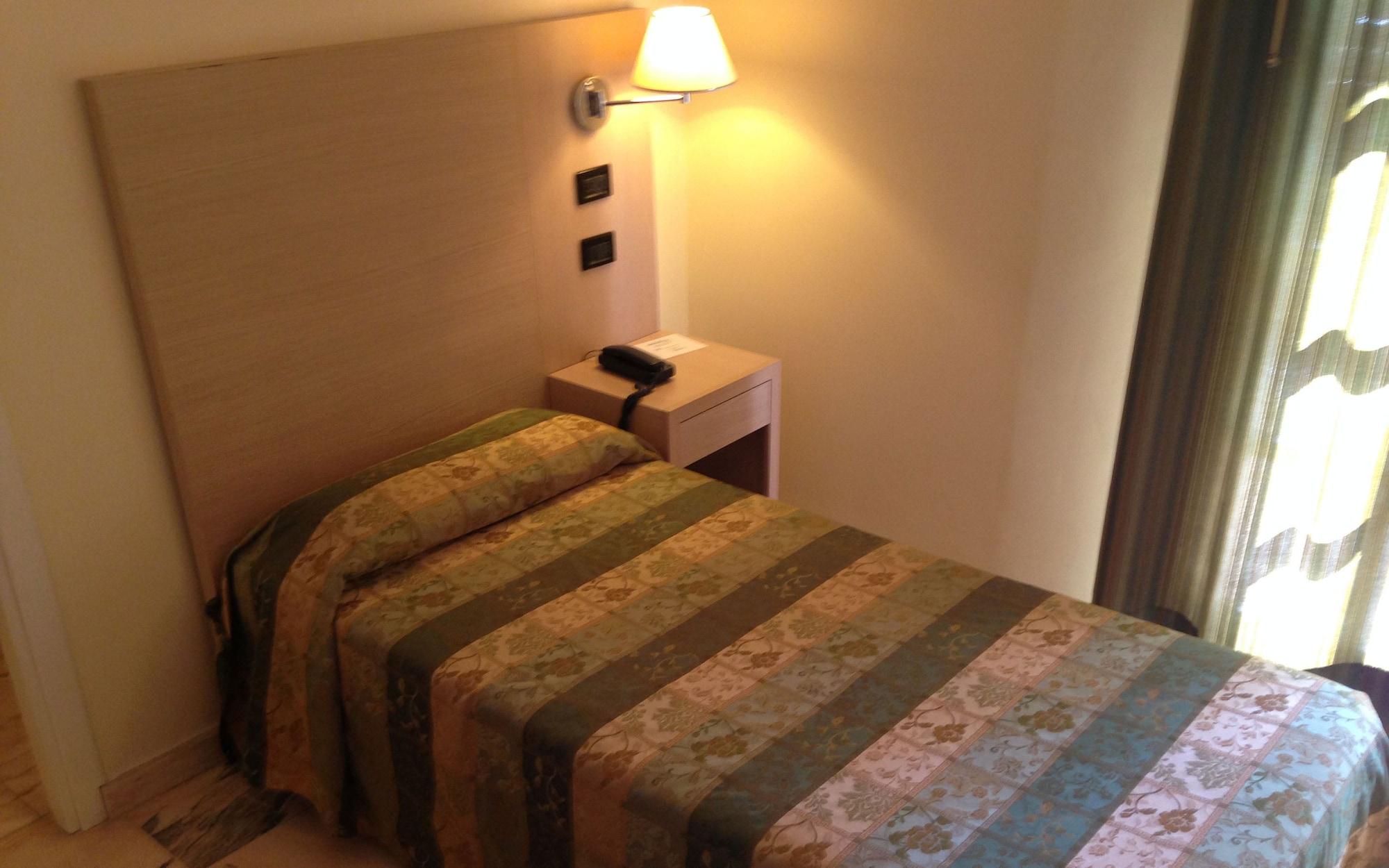 Hotel Borgo Verde Катания Екстериор снимка